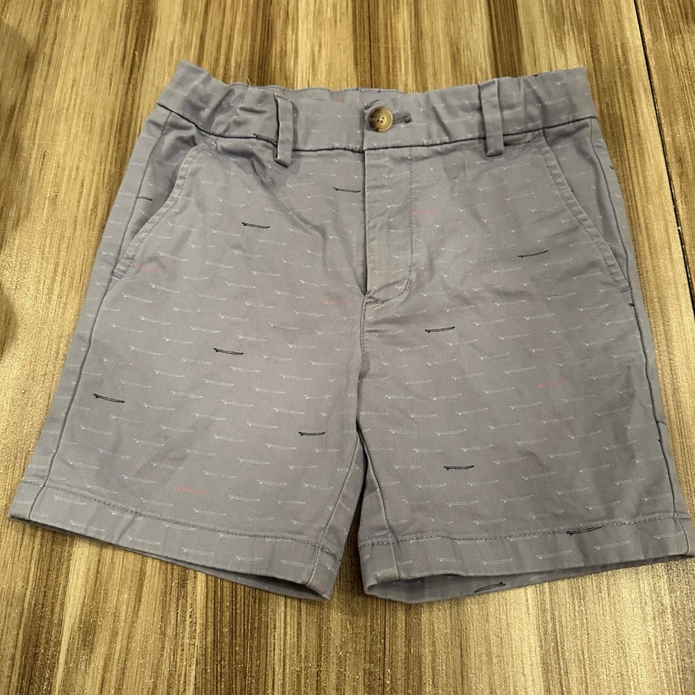 Vineyard Vines boys shorts, size 5, adjustable waist